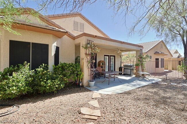 Building Photo - 2876 Goldcreek St