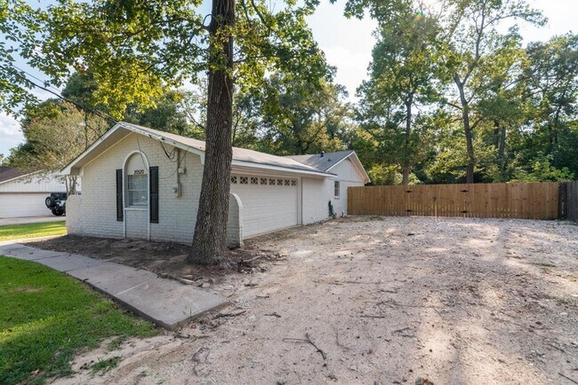 Building Photo - 20520 Youpon Ln