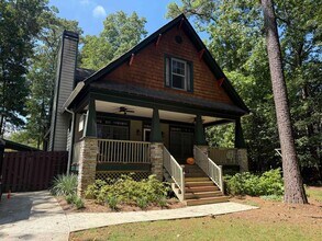 Building Photo - 4 BED/2 BATH PRIVATE DECATUR ESTATE FOR LE...