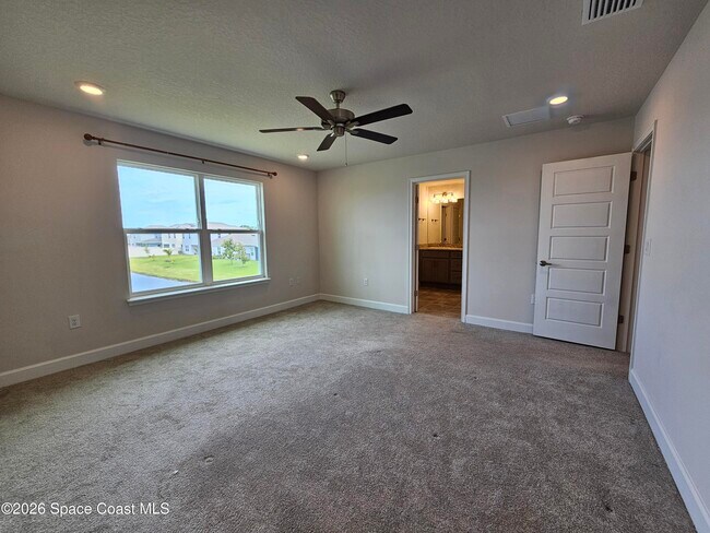 Building Photo - 1109 Canfield Cir