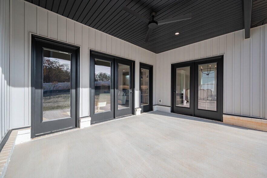 Building Photo - 122 Bentley Grove Way