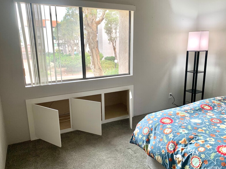 Bedroom #1 - 5665 Friars Rd