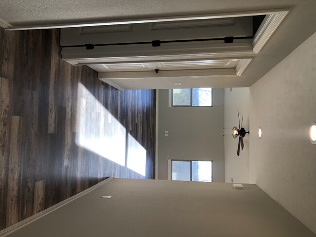 Building Photo - Open living concept- 3BR/2BA with unfinished basement