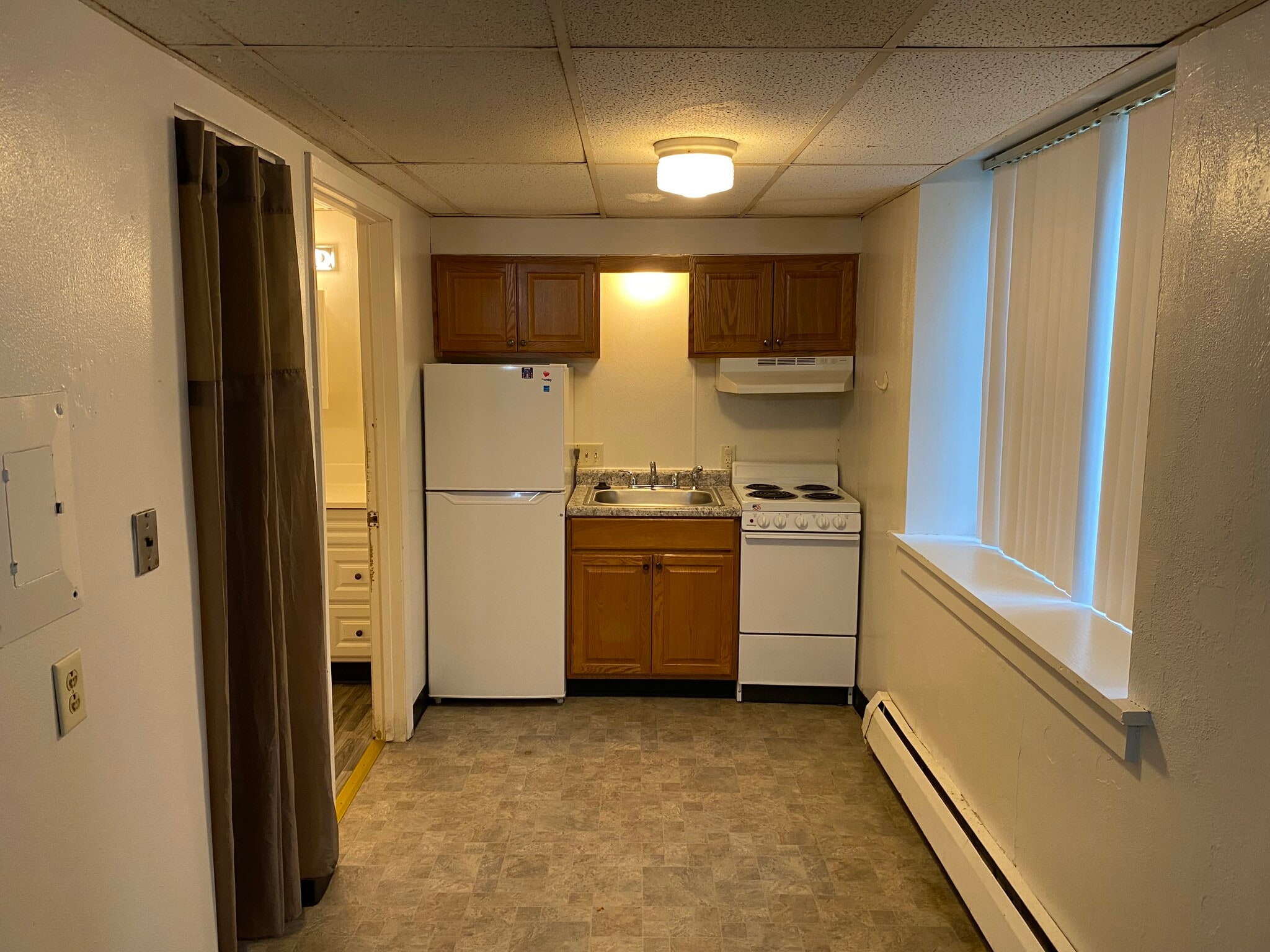 Building Photo - 1143 1st St NW