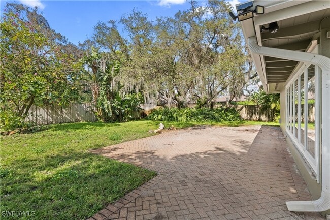 Building Photo - 2525 Dawn Cir