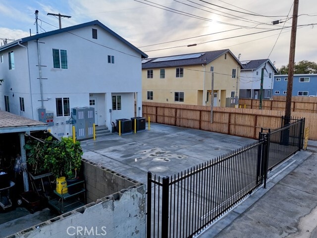 Building Photo - 817 W G St