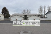 Building Photo - 2185 Stace St