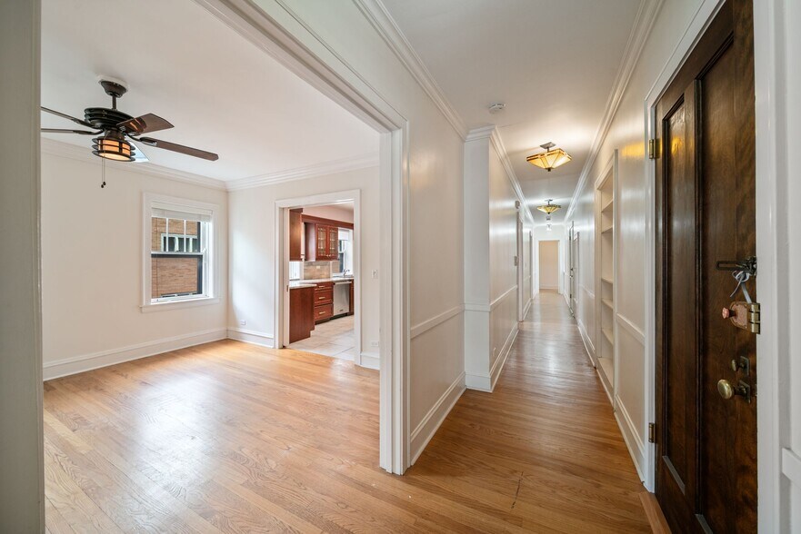 Building Photo - 721 Foster St