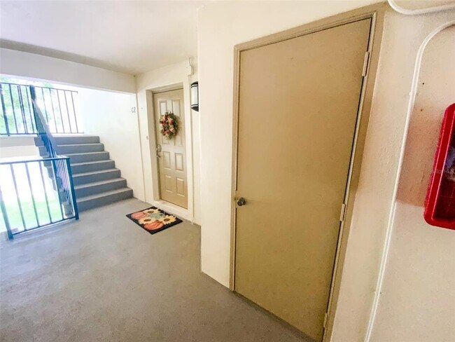 Building Photo - 3134 Lake Pine Way S