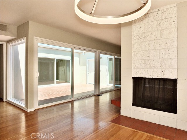 Building Photo - 617 Sandpiper Dr
