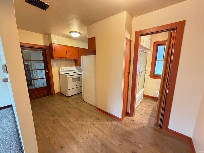 Building Photo - 1671 Enlow Ave