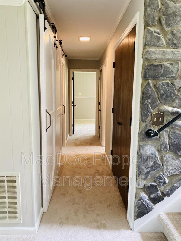 Building Photo - 12202 McClain St