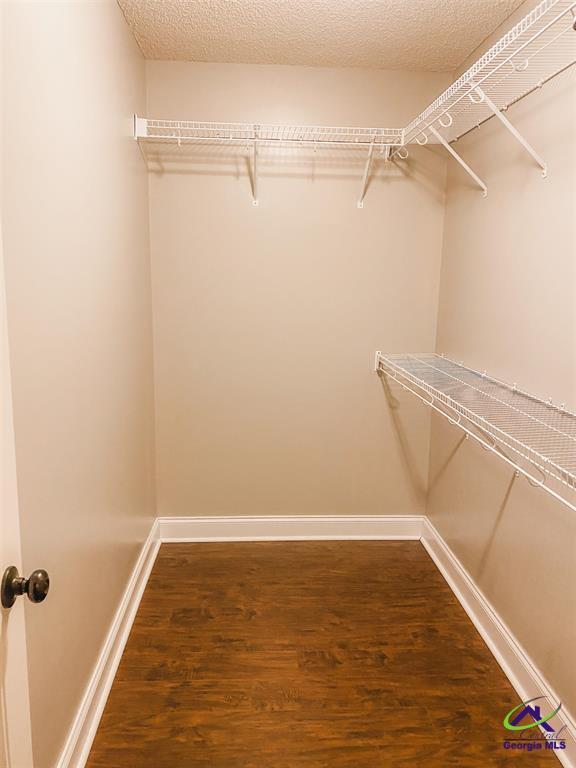 Building Photo - 609 Wooden Eagle Trail