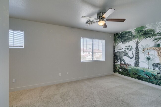 Building Photo - SUMMERLIN BEAUTY WITH TONS OF UPGRADES*3 LARGE BEDROOMS*COMMUNITY POOL*