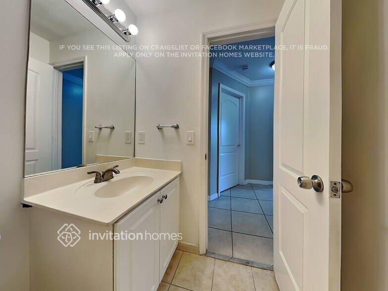 Building Photo - 21242 SW 125th Path