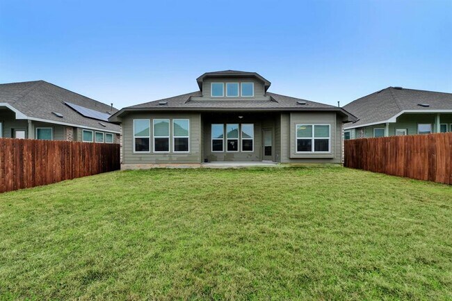 Building Photo - 404 Mante Ct