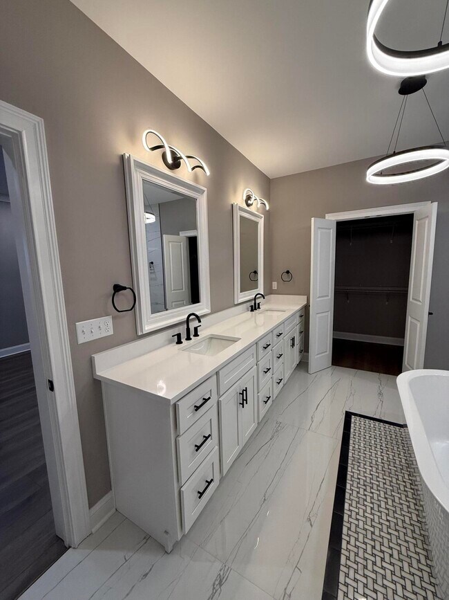 Building Photo - 3596 Harper Woods Ln