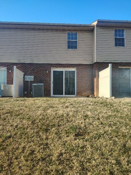 Building Photo - 27 Duiguid Dr