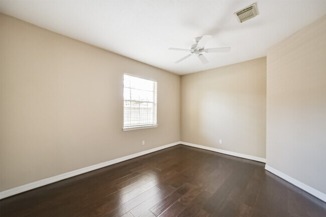 Building Photo - 13430 Missarah Ln