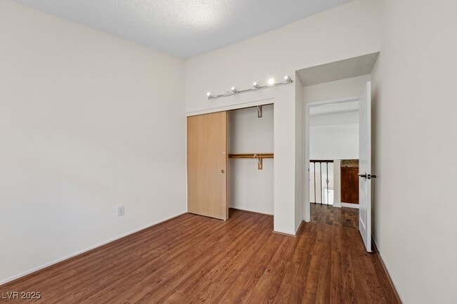 Building Photo - 8420 Haven Brook Ct