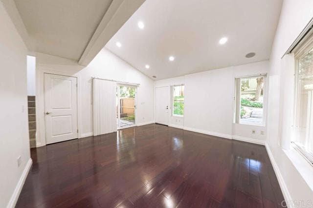 Building Photo - 10670 Esmeraldas Dr