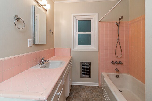 Building Photo - 10745 Stephon Terrace