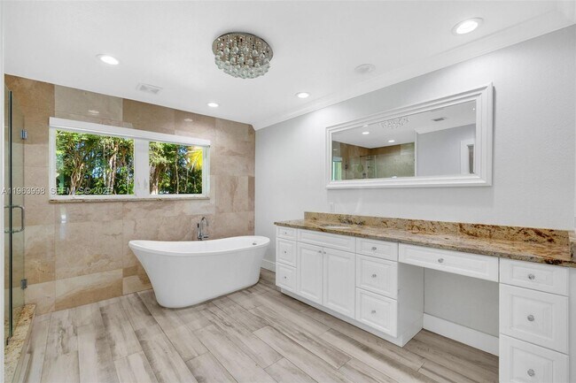 Building Photo - 10110 SW 66th St