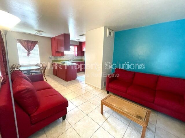 Building Photo - 2530 Veranda Rd NW