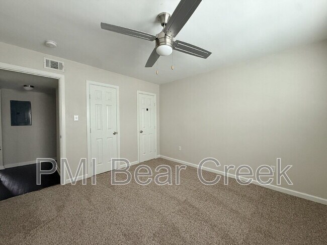 Building Photo - 1824 Thonig Rd