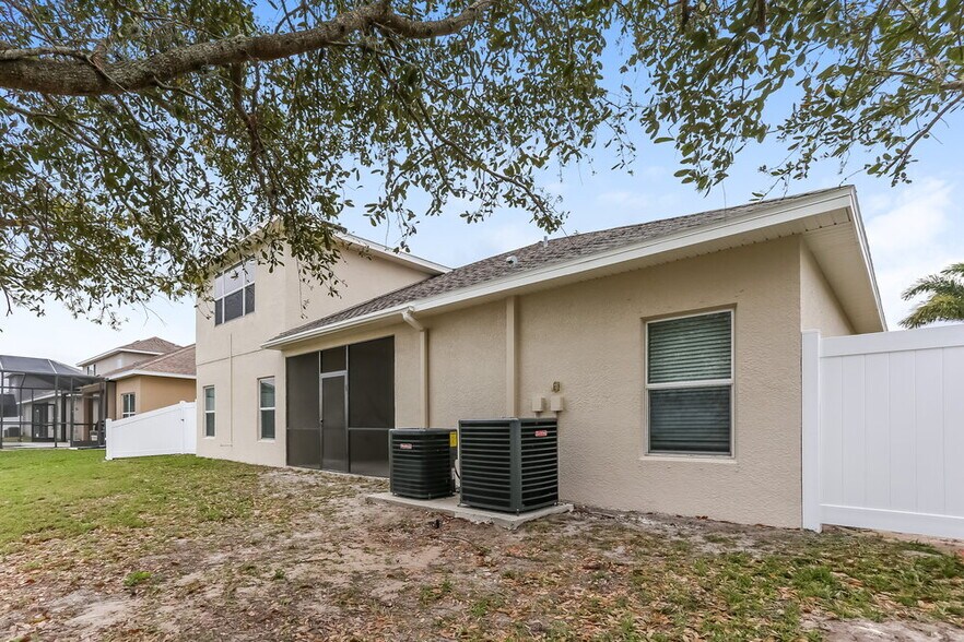 Building Photo - 1762 Mira Lago Cir