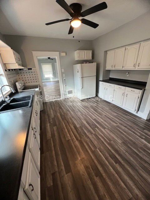 Building Photo - 3303 Jackson St