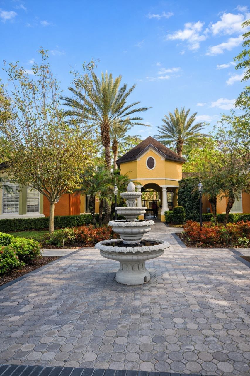 Building Photo - 12500 Crest Springs Ln