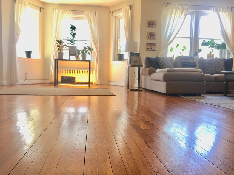 Building Photo - 20 Dean Rd