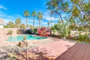 Building Photo - 1341 S 173rd Ln