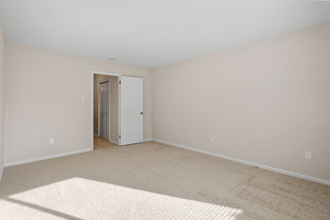 Building Photo - 101 Stoneham Dr