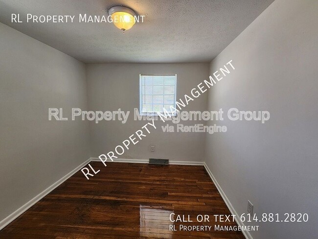 Building Photo - 1941 Holburn Ave