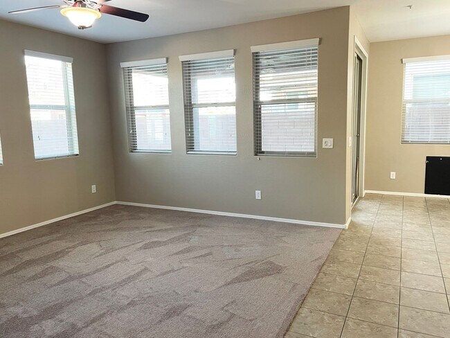 Building Photo - 3454 E Azalea Dr