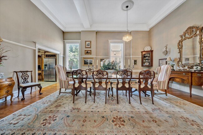 Building Photo - 1025 Church St