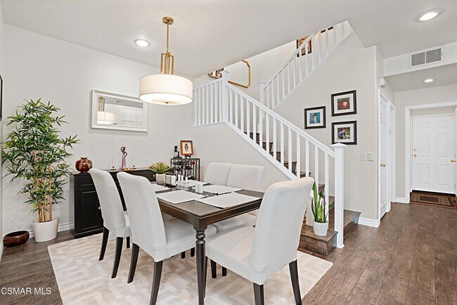 Building Photo - 545 Lorabel Way