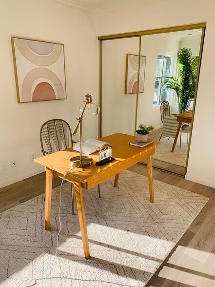 Building Photo - 26753 Avenida Las Palmas