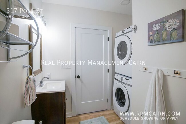 Building Photo - 317 Polk St