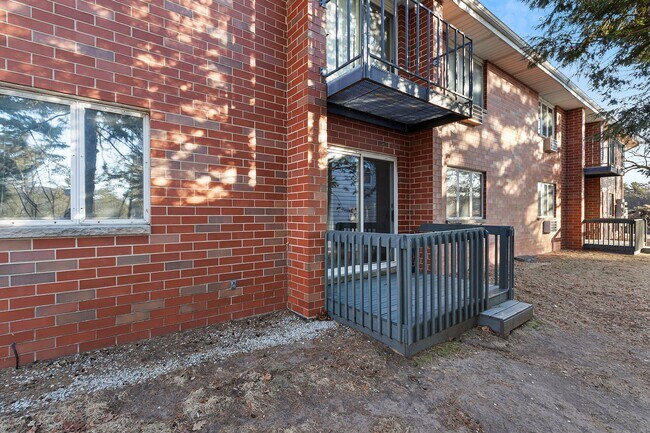 Building Photo - East Shore Apartments