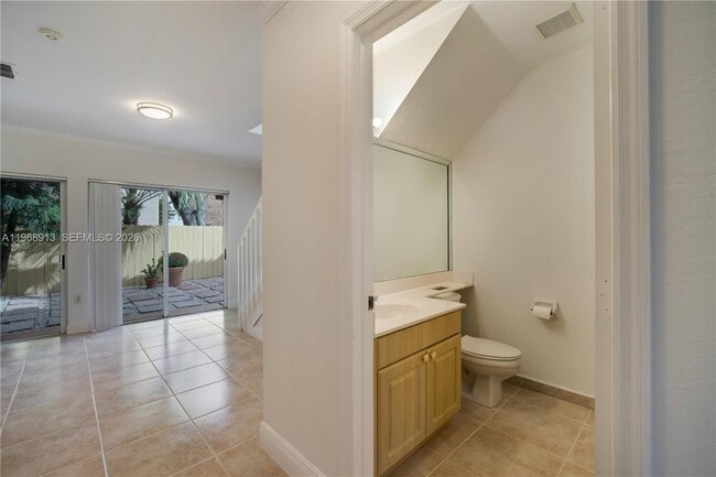 Building Photo - 7733 SW 94th Ln