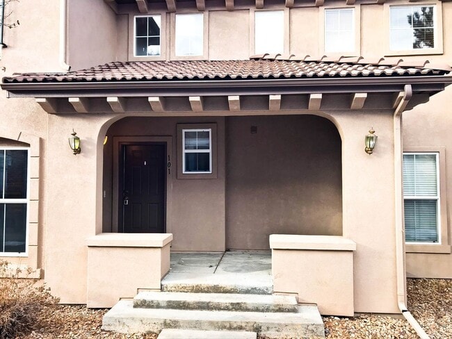 Building Photo - Dream Location! Attached 2 Car Garage!
