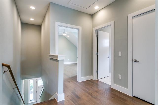 Building Photo - 911 Cedar Hill Ave