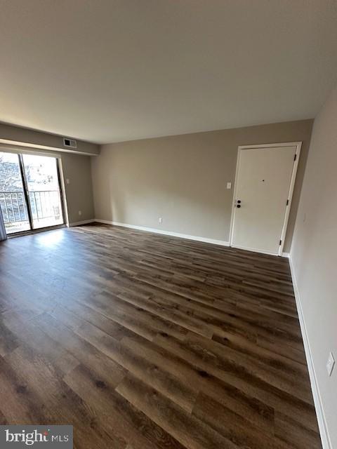 Building Photo - 1319 Valley Dr