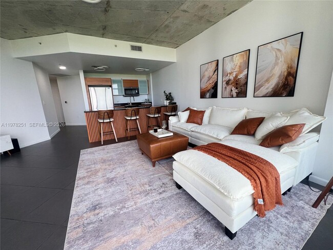 Building Photo - 3301 NE 1st Ave