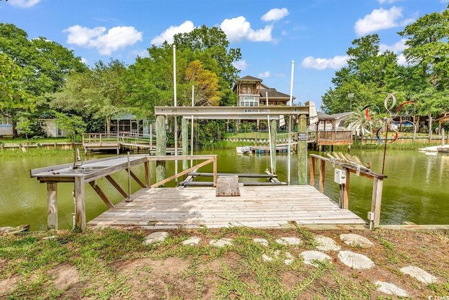 Building Photo - Murrells Inlet