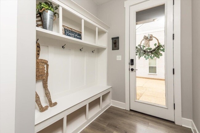 Building Photo - 12692 Sacred Oak Cv