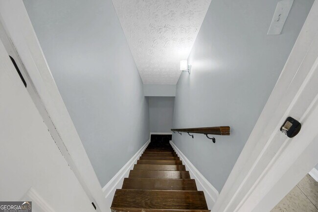 Building Photo - 957 Keldron Ct